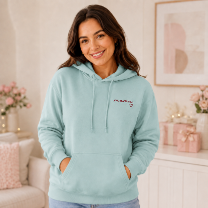 Obrazek Personalizowana bluza zielonomorska dla Mamy z imionami dzieci – haft MAMA z sercem