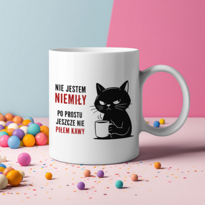 Obrazek Kubek 330 ml „Nie jestem niemiły – jeszcze nie piłem kawy”